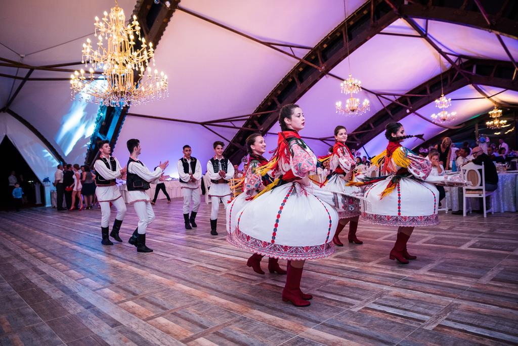 Hanul Moara Cu Noroc Ineu  Dış mekan fotoğraf